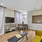 Apartment Sacre Coeur By Studio Prestige
