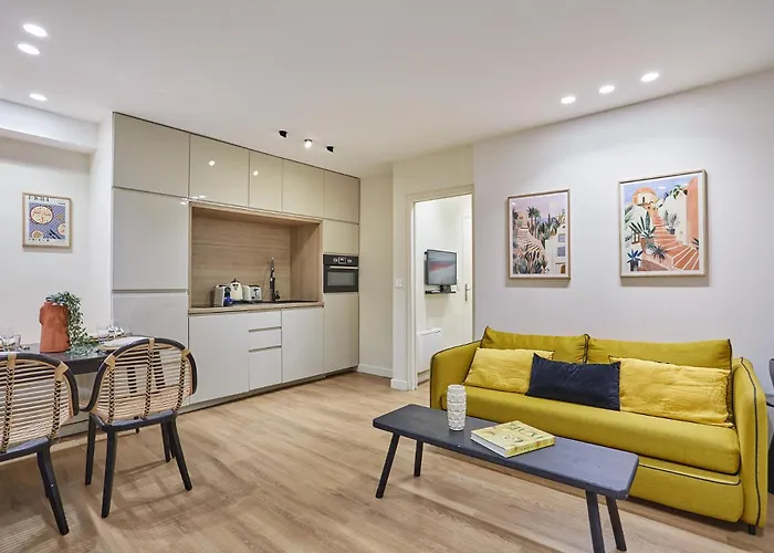 Apartment Sacre Coeur By Studio Prestige